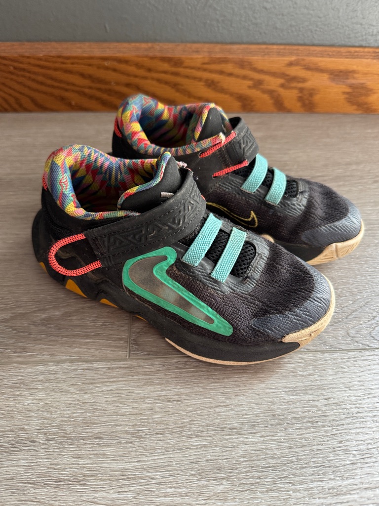 Kids Black Sneakers With Teal Accent And Colorful Lining 11 Nike